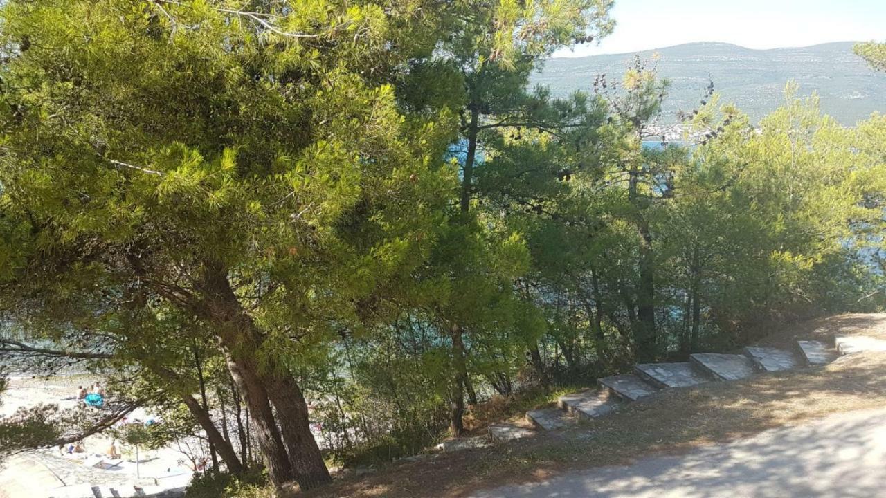 Apartman Karin Donji Karin Dış mekan fotoğraf